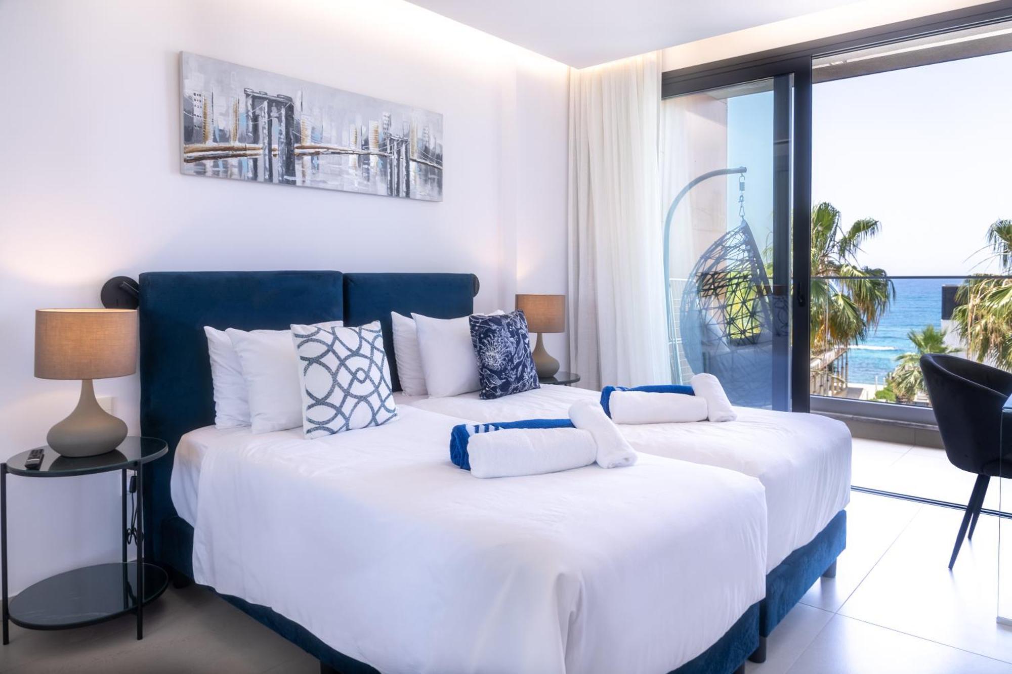 Waterside Sea View Apartments Pafos Zewnętrze zdjęcie