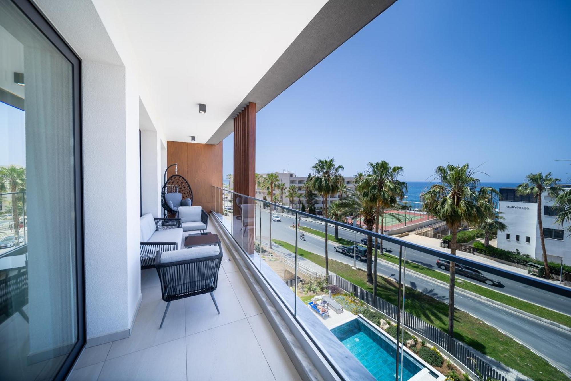 Waterside Sea View Apartments Pafos Zewnętrze zdjęcie