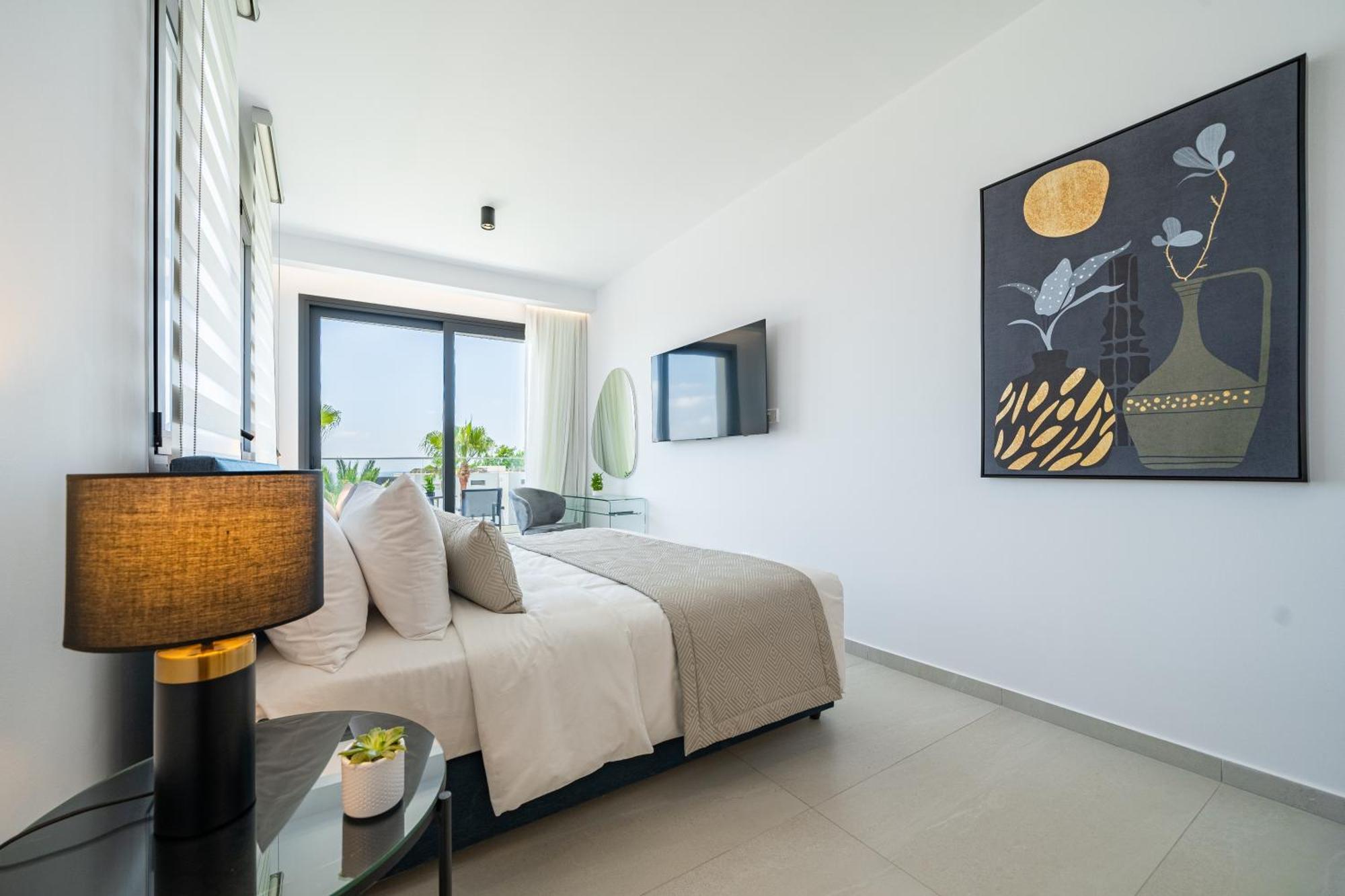 Waterside Sea View Apartments Pafos Zewnętrze zdjęcie